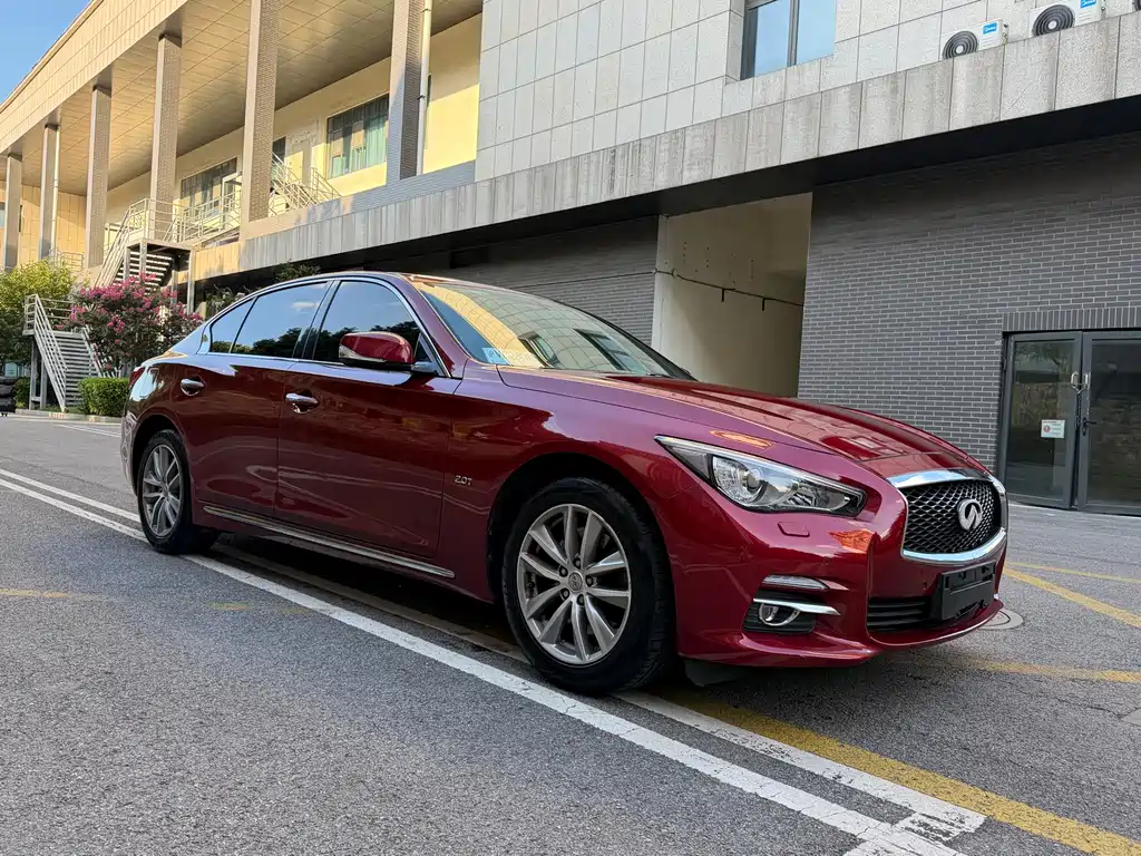 Infiniti Q50L 2017 — фото 3