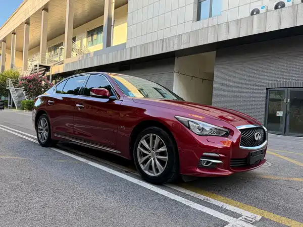 Infiniti Q50L 2017