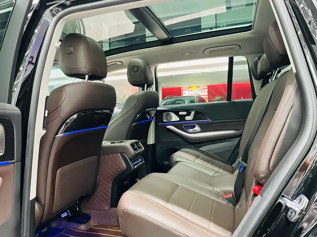 Mercedes-Benz GLS 2023 — фото 19