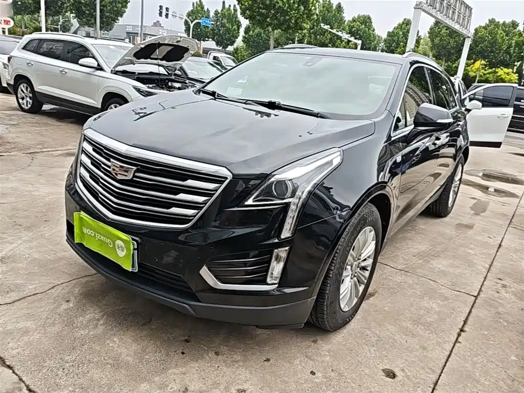 Cadillac XT5 2018 — фото 2