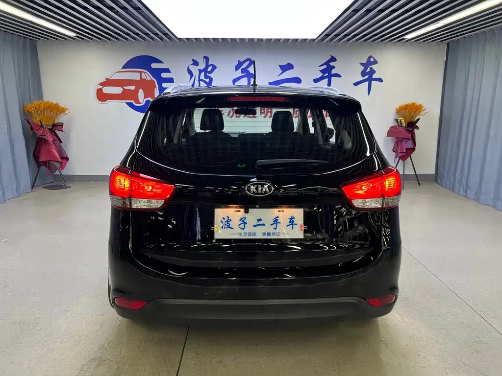 Kia Carens 2014 — фото 17