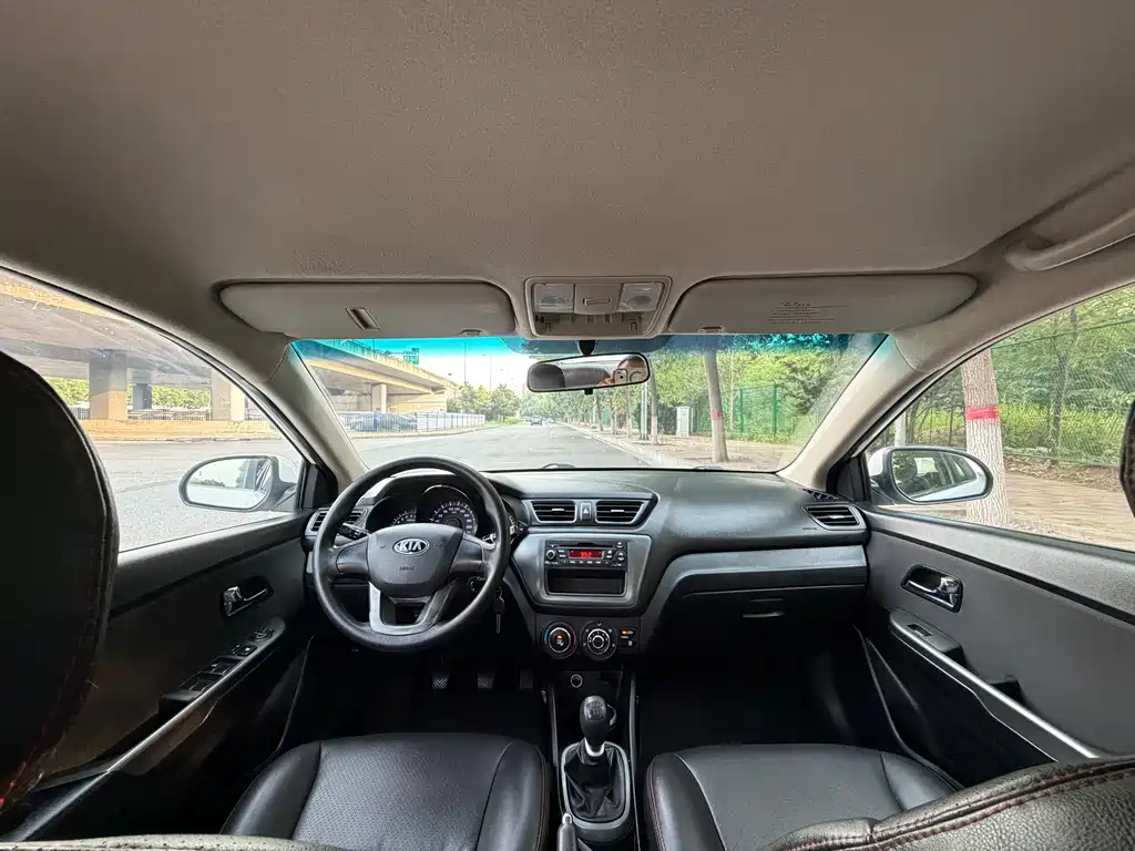 Kia K2 2014