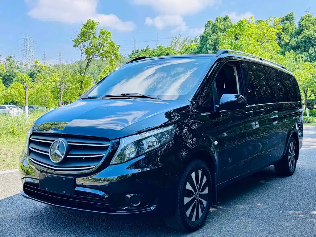 Mercedes-Benz Vito 2022 — фото 1