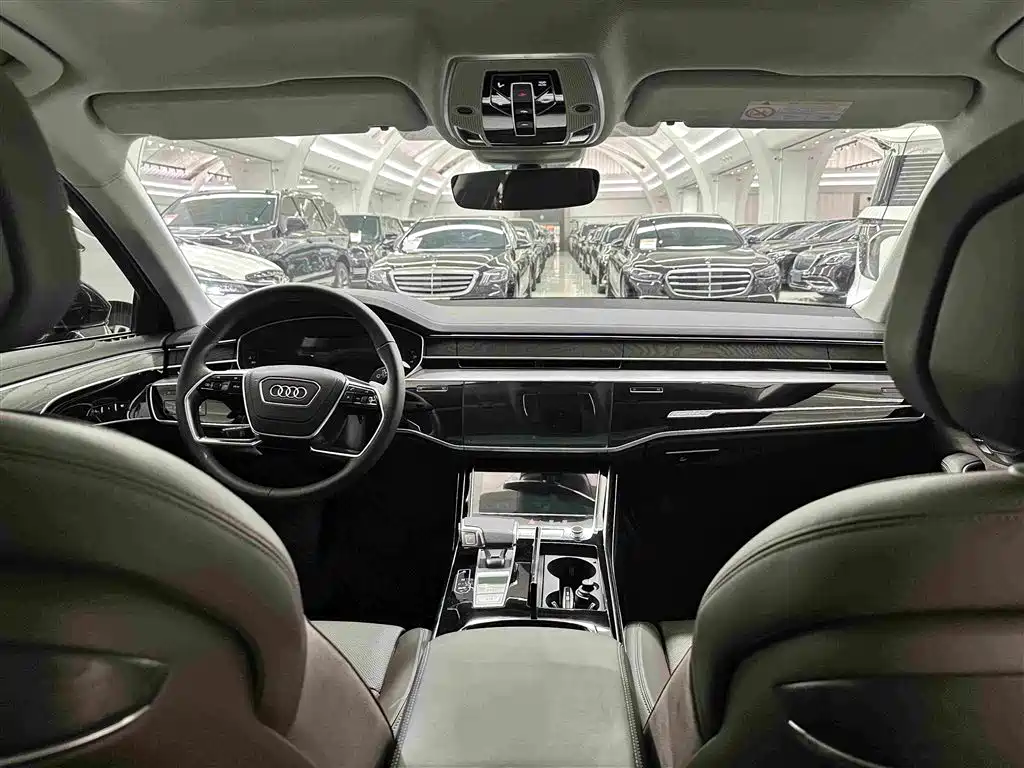 Audi A8 2026 — фото 15