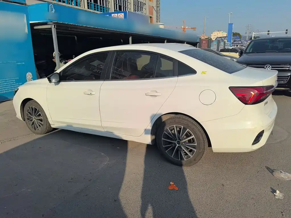Roewe i5 2022