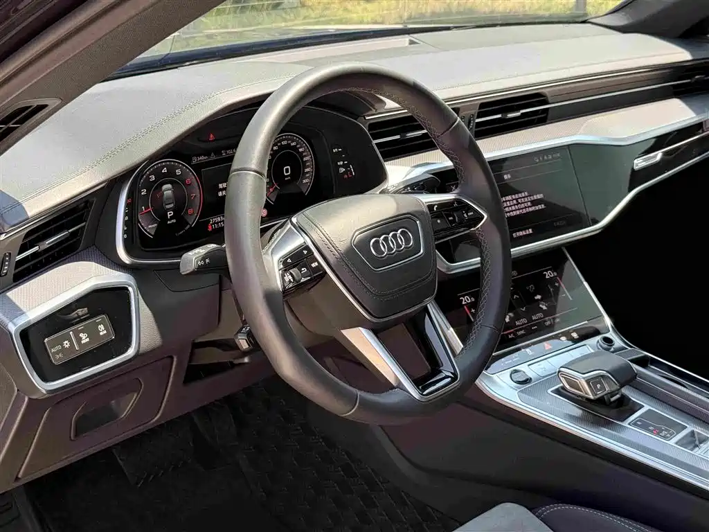 Audi A6L 2025 — фото 6