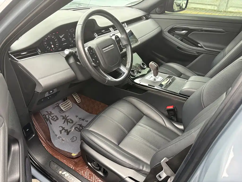Land Rover Evoque 2020 — фото 12