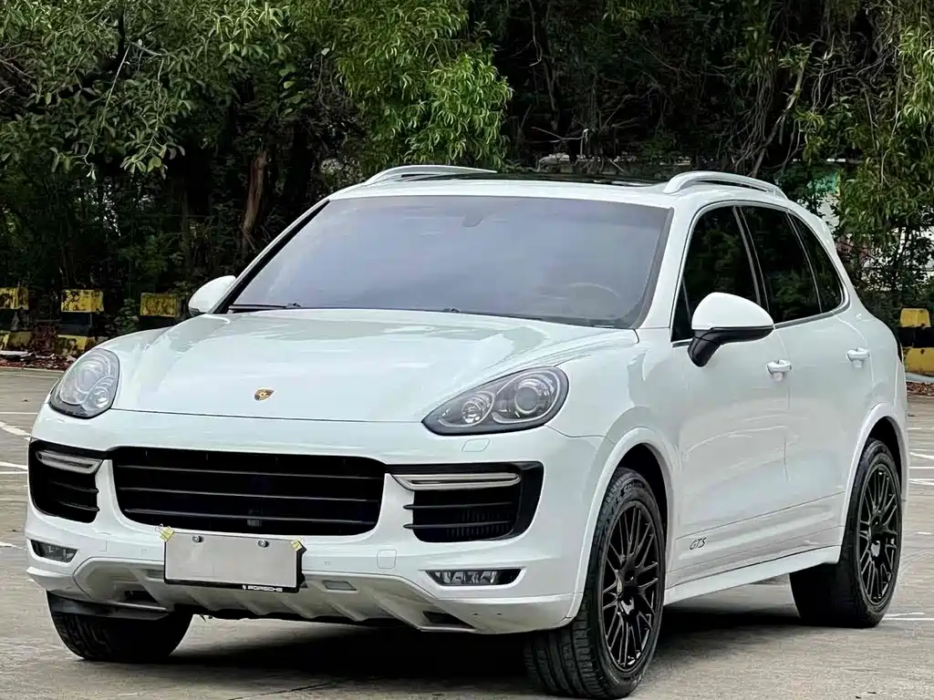 Porsche Cayenne 2016 — фото 3