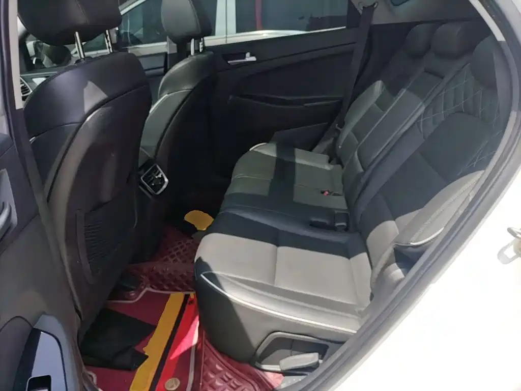 Hyundai Tucson 2020 — фото 17