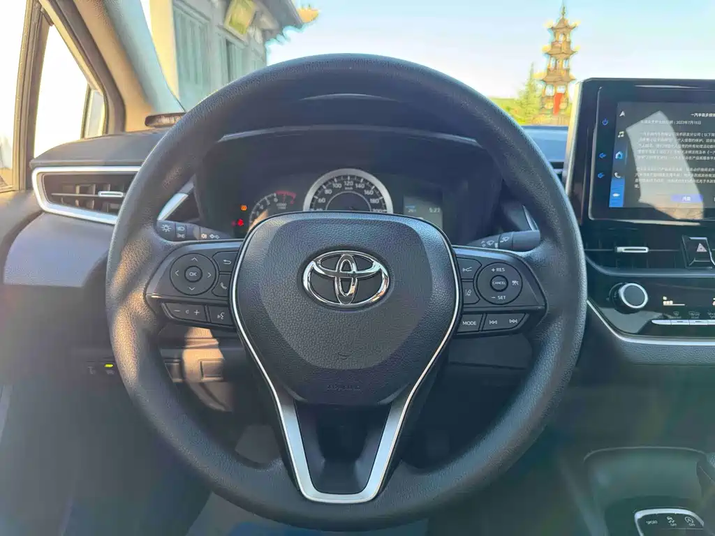 Toyota Corolla 2023 — фото 15