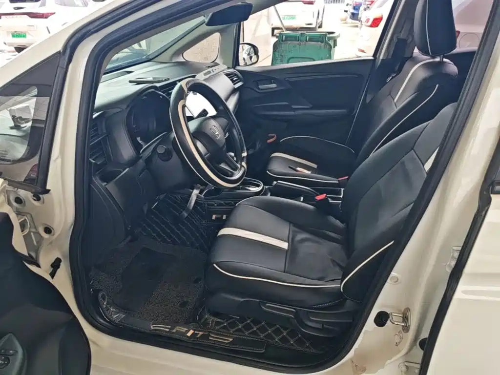 Honda Fit 2019 — фото 15