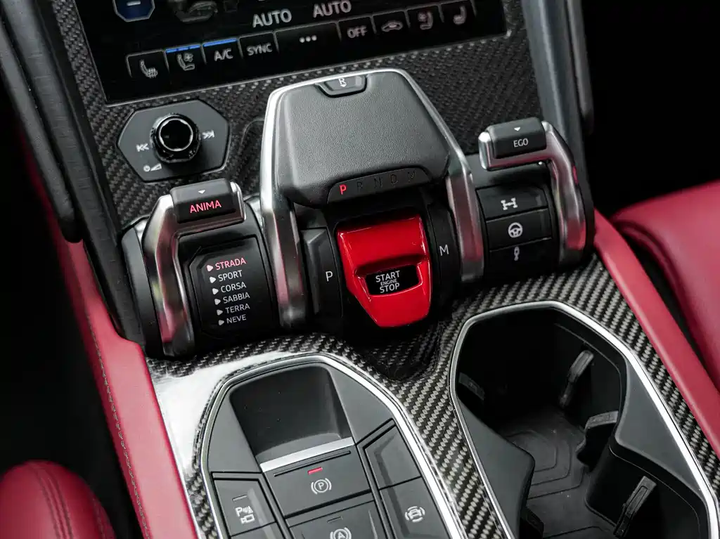 Lamborghini Urus 2021 — фото 18
