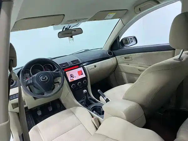 Mazda 3 2014