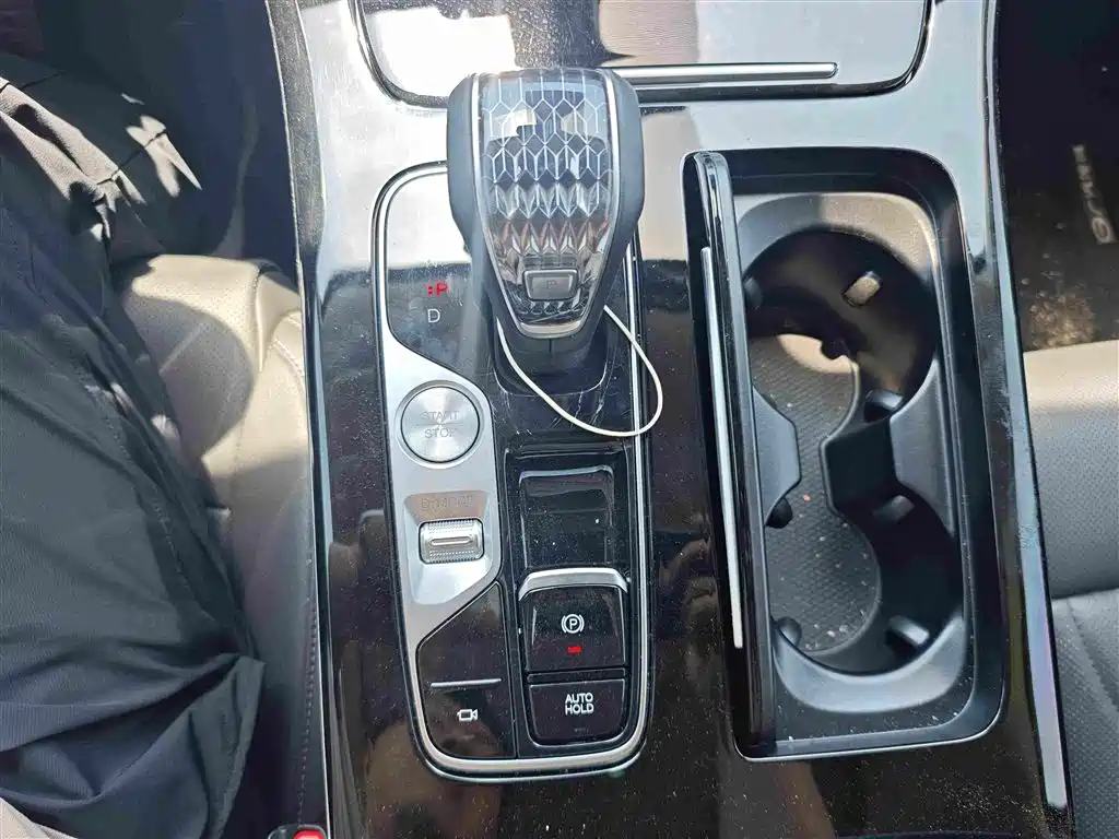 GAC Motor Trumpchi M8 2025 — фото 13