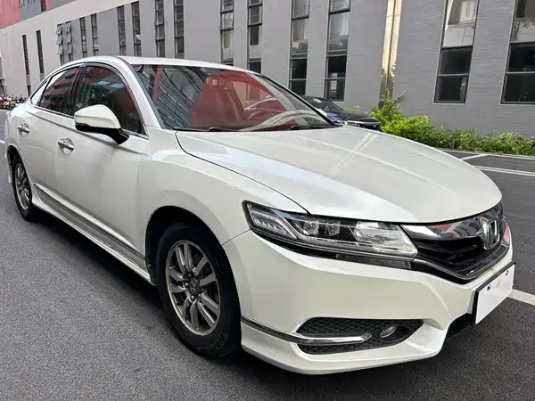 Honda Spirior 2015