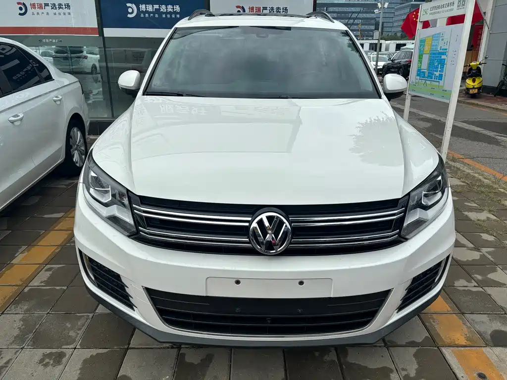 Volkswagen Tiguan 2018 — фото 2
