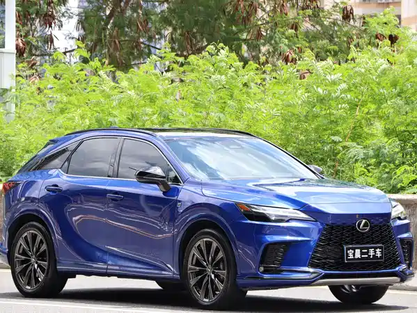 Lexus RX 2023