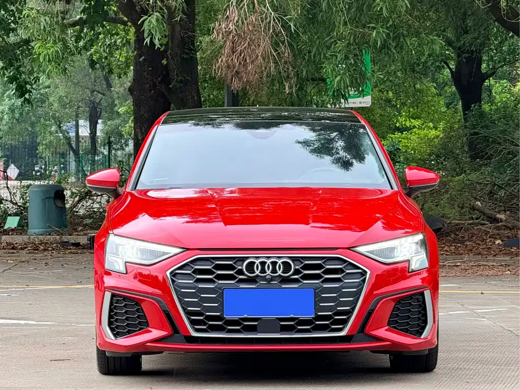 Audi A3 2021 — фото 2