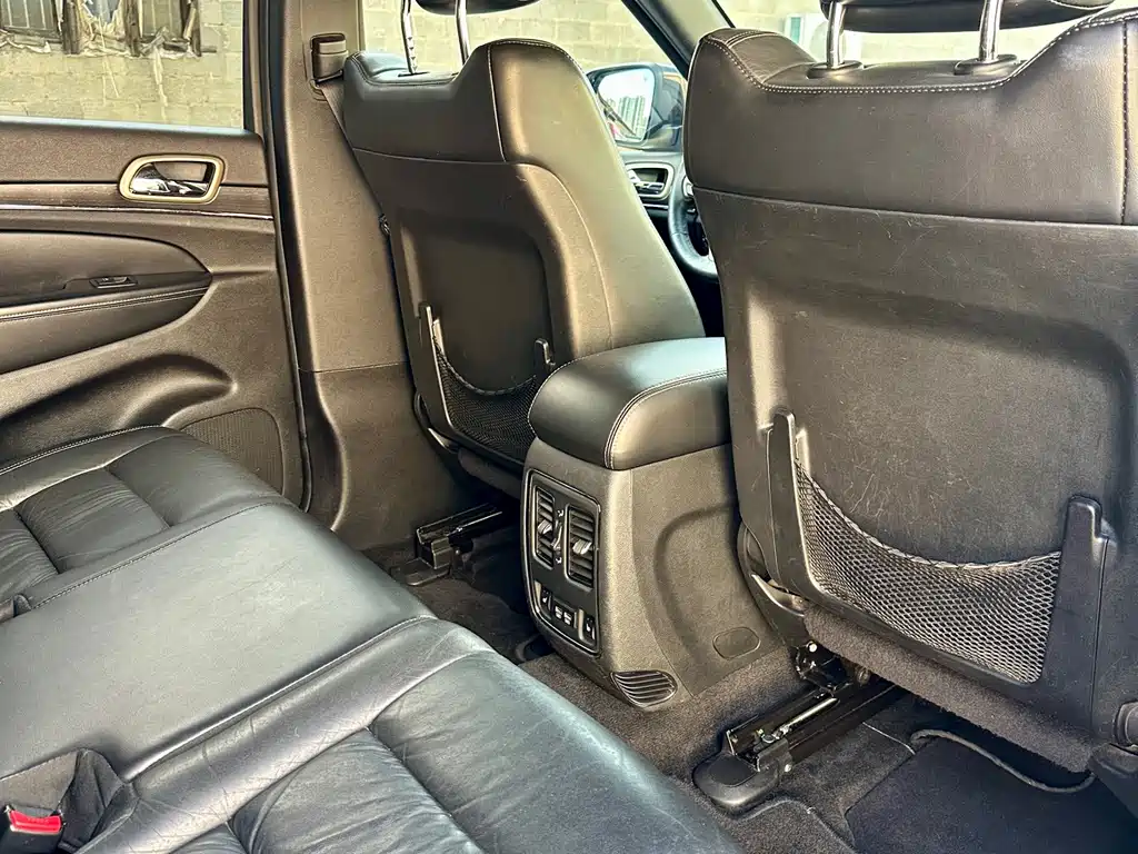 Jeep Grand Cherokee 2014 — фото 11