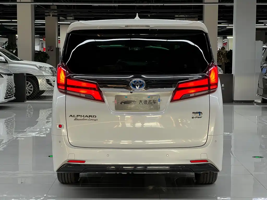 Toyota Alphard 2020 — фото 5