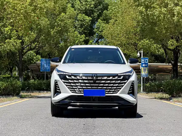 Changan UNI-Z 2024