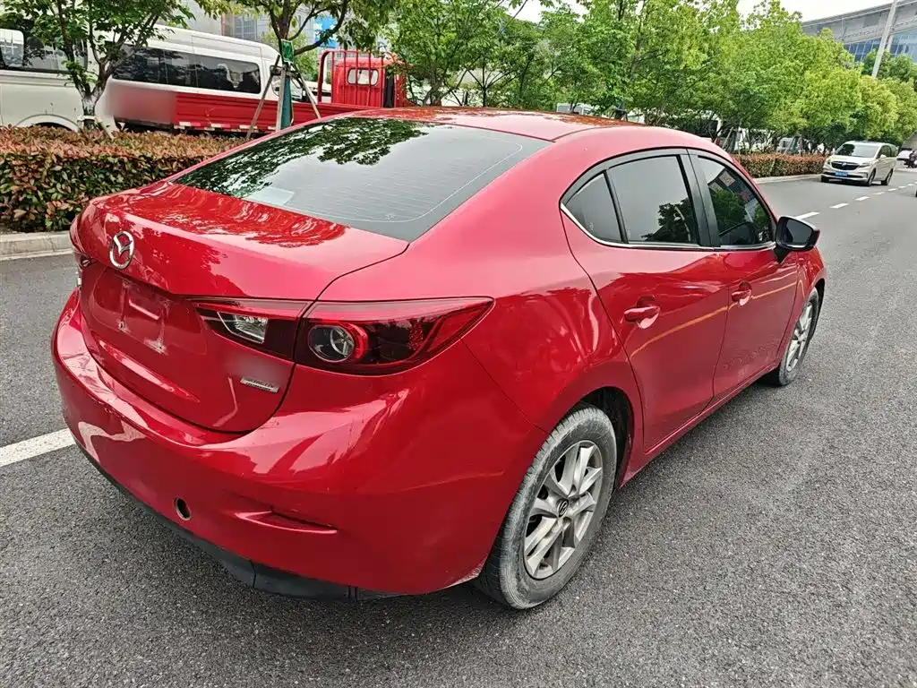 Mazda 3 Axela 2019 — фото 6