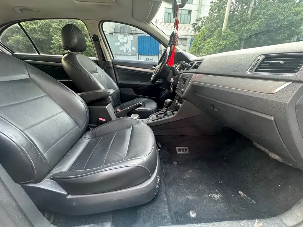 Volkswagen Lavida 2016