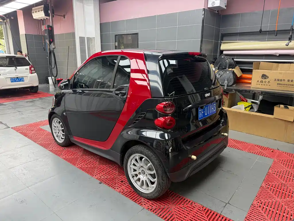 smart Fortwo 2015 — фото 5