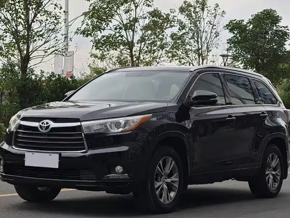 Toyota Highlander 2016