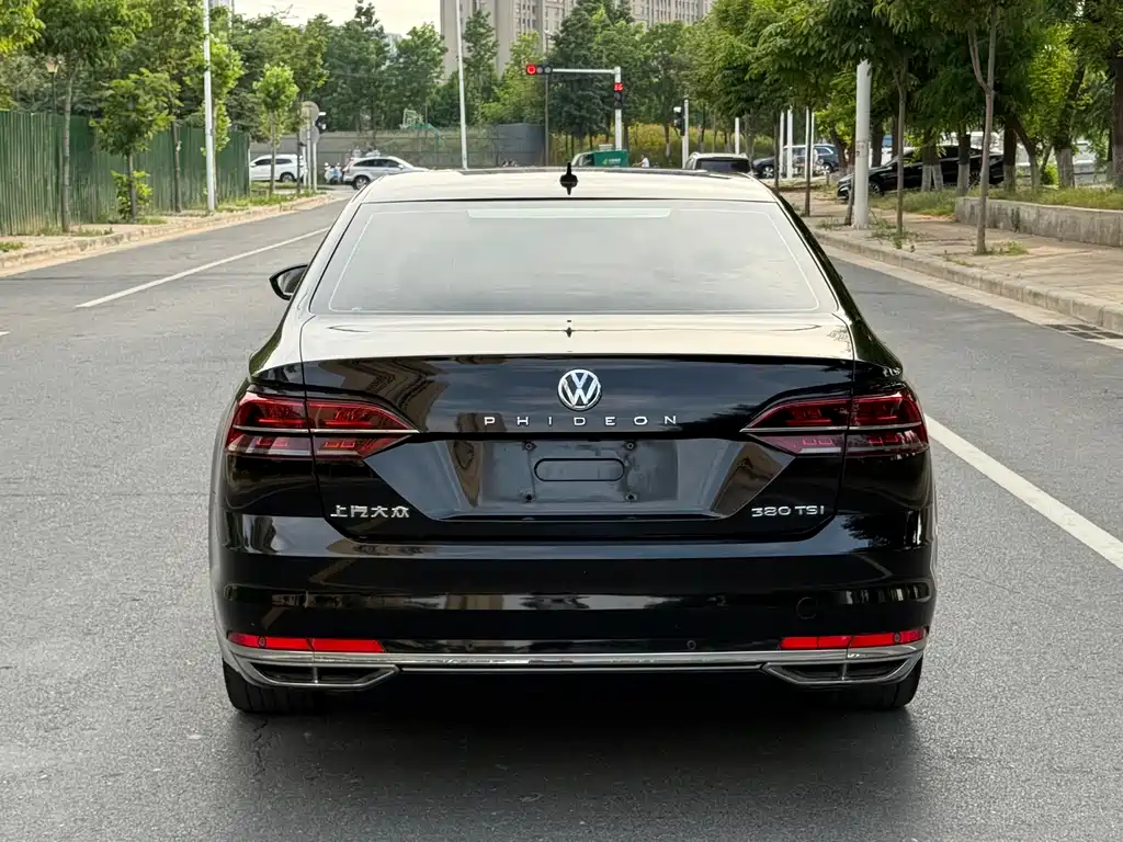 Volkswagen Phideon 2017 — фото 8