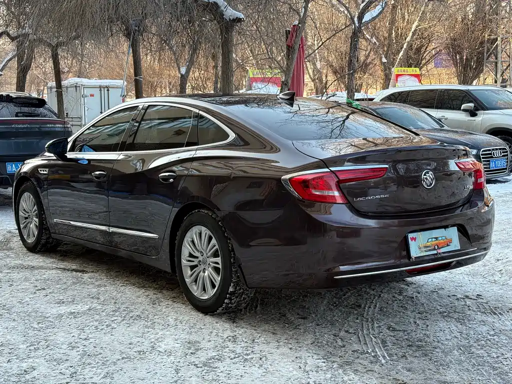 Buick LaCrosse 2016 — фото 10