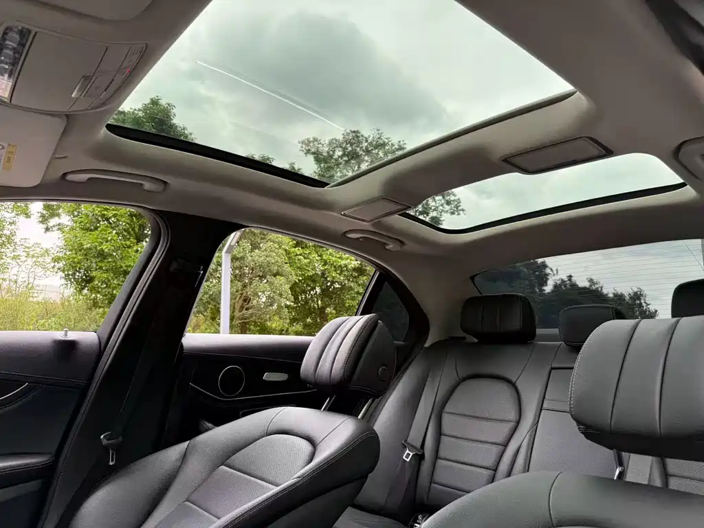 Mercedes-Benz C-Class 2019 — фото 10