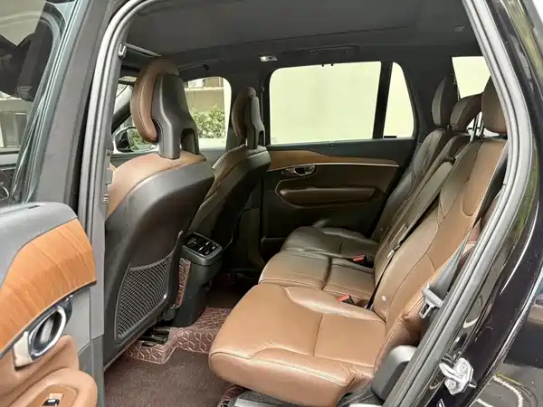 Volvo XC90 2021