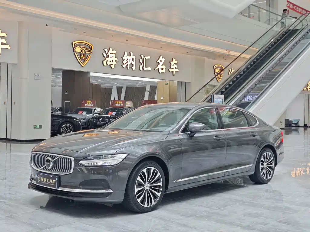 Volvo S90 2024 — фото 1
