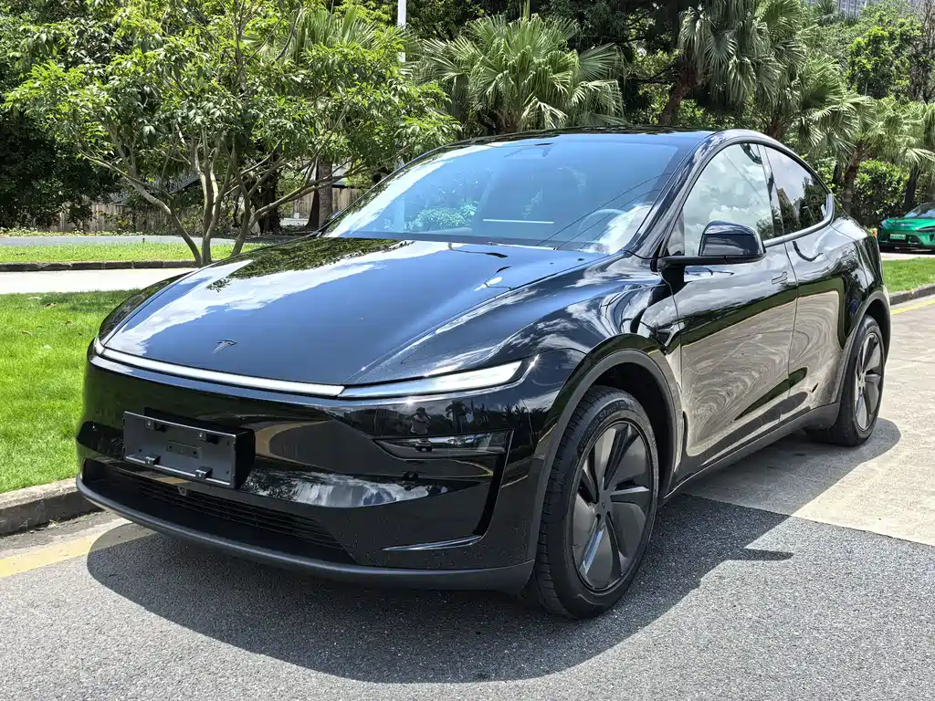 Tesla Model Y 2026