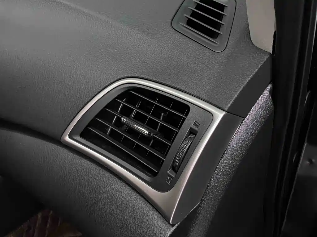 Nissan Sylphy 2024 — фото 13