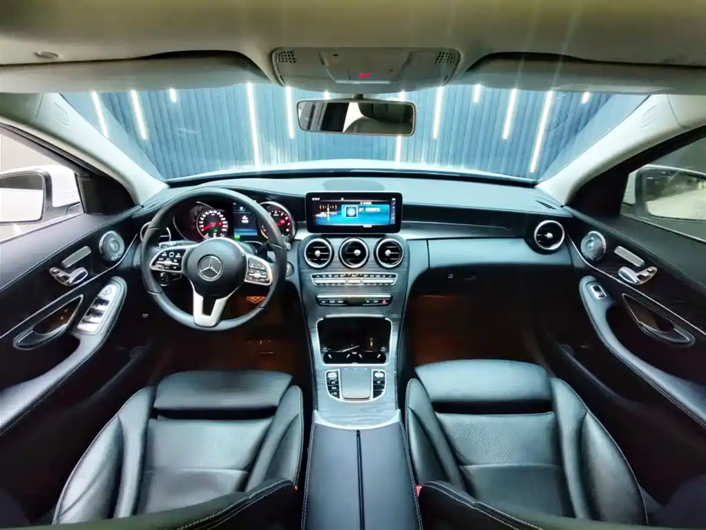 Mercedes-Benz C-Class 2018
