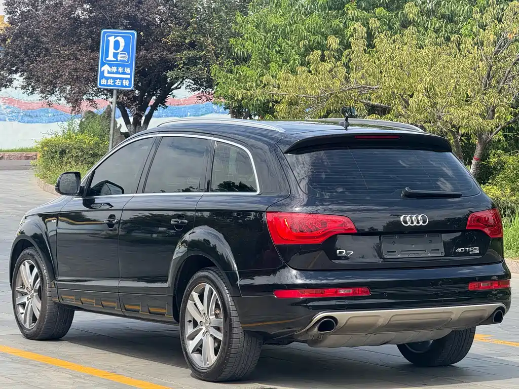 Audi Q7 2015 — фото 7