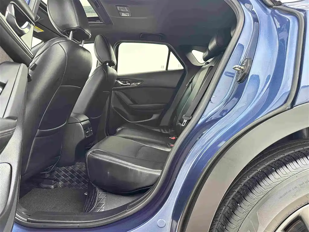 Mazda CX-4 2021