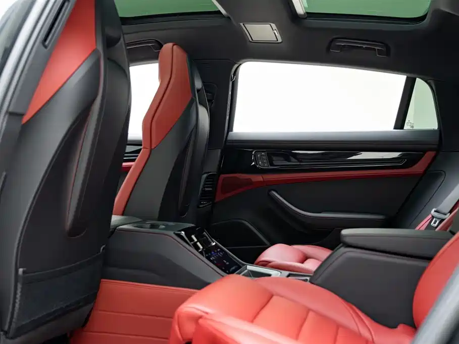 Porsche Panamera 2025 — фото 10