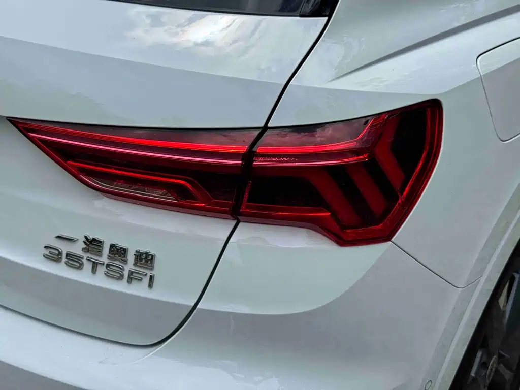Audi Q3 2023 — фото 41