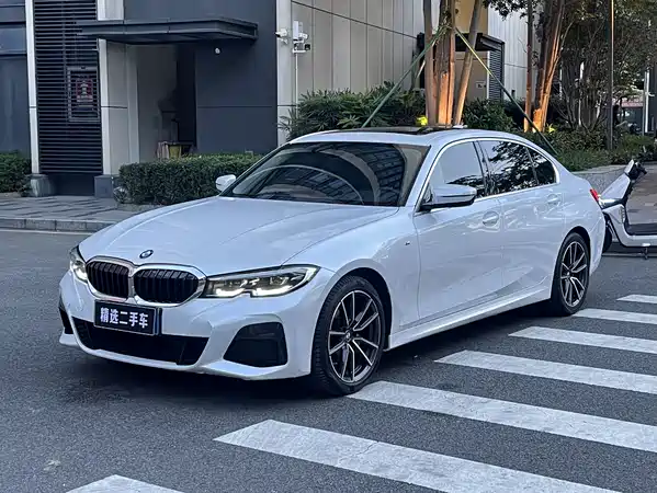 BMW 3 Series 2021