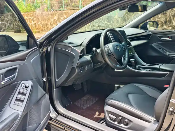 Toyota Avalon 2019