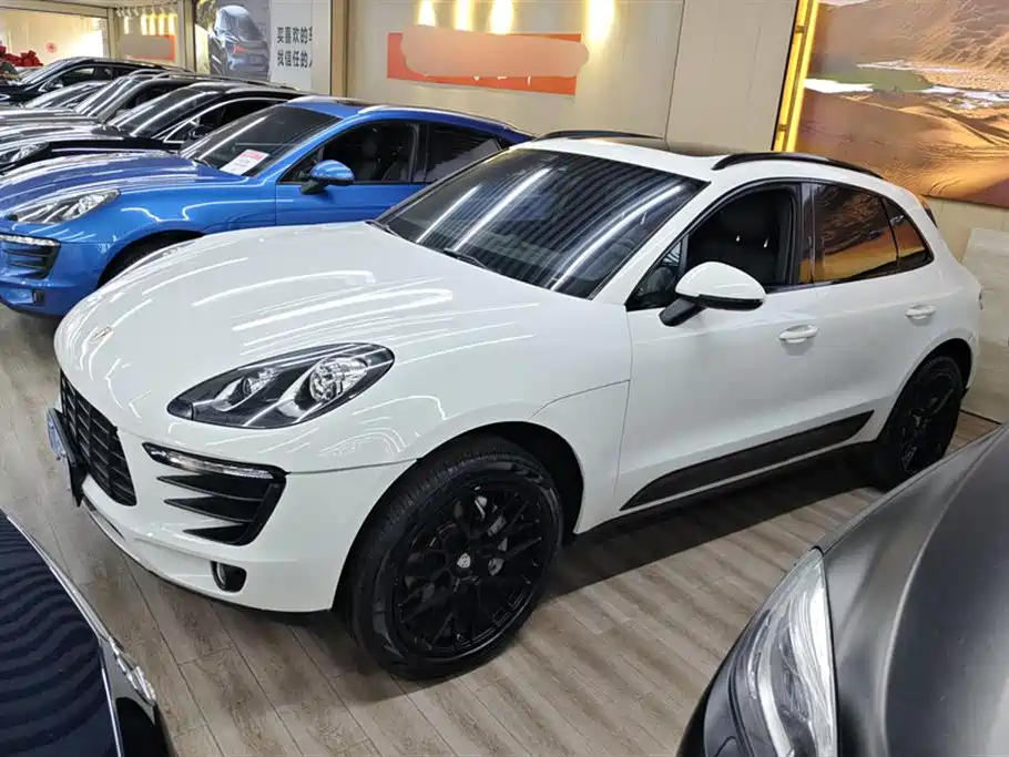 Porsche Macan 2018 — фото 1