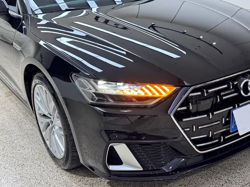Audi A7L 2023 — фото 40