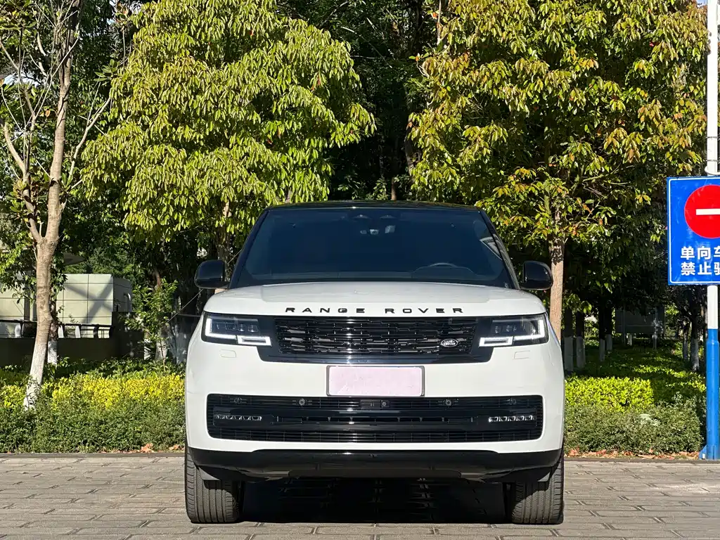 Land Rover Range Rover 2025 — фото 2