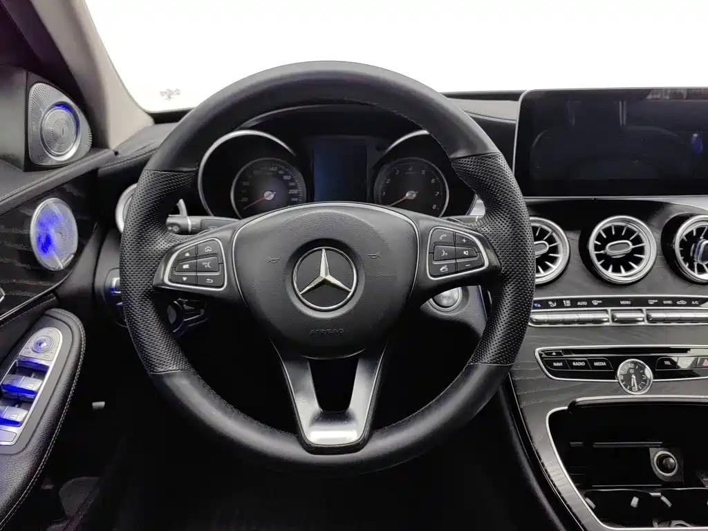 Mercedes-Benz C-Class 2017 — фото 11