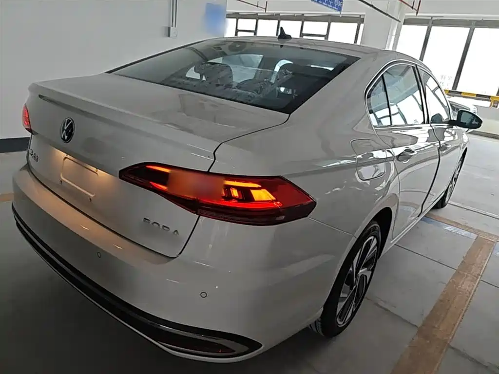 Volkswagen Bora 2024 — фото 7