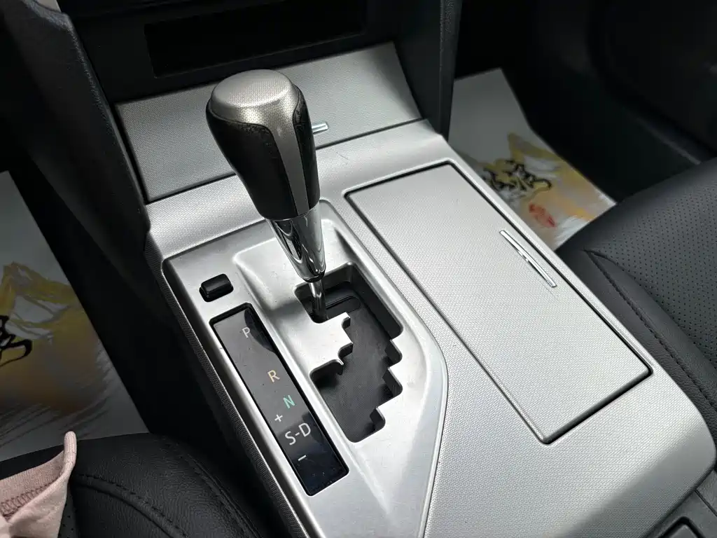 Toyota Camry 2014 — фото 13