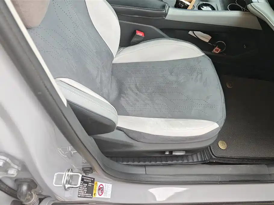 Changan UNI-V iDD 2023 — фото 8